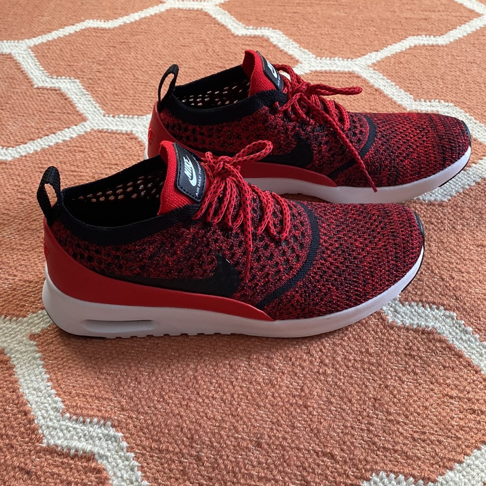 Womens NIKE AIR MAX THEA ULTRA FK University Red Running Trainers 881175 601
